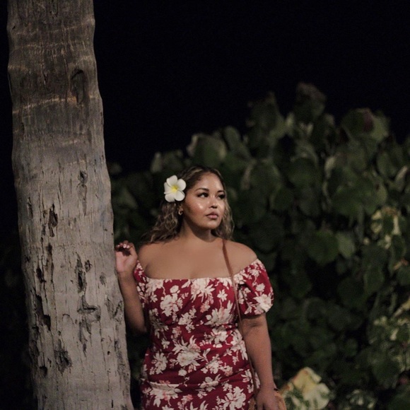 Meet your Posher, Jessica - Picture 1 of 1